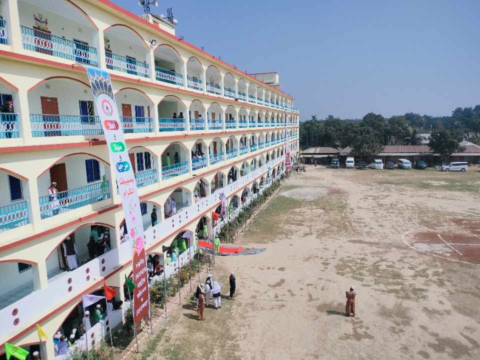 দারুল হুদা ইসলামী কমপ্লেক্সের ৭ জন ছাত্র বুলুগুল মারাম মুখস্থ করল - আলহামদুলিল্লাহ